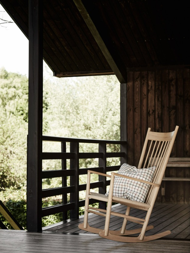 J16 Rocking Chair